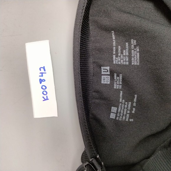 Uniqlo U Size Small Black Swimsuit V-Neck - Picture 10 of 10